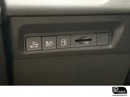 Photo 12 Peugeot 408  PHEV 225 e-EAT8