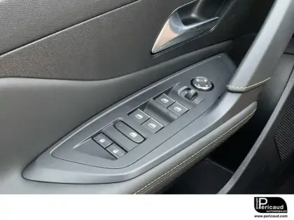 Photo 13 Peugeot 408  PHEV 225 e-EAT8