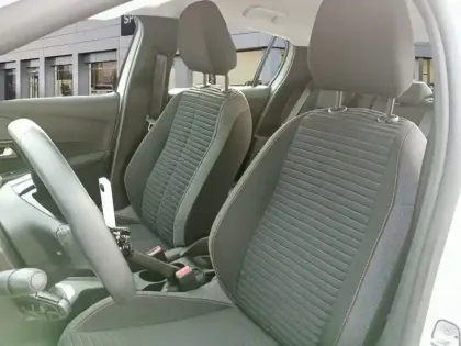 Photo 40 Peugeot 208  PureTech 75 S&S BVM5