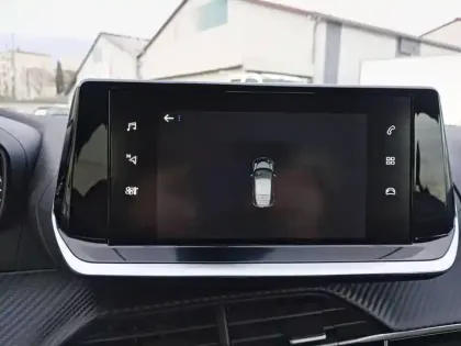 Photo 14 Peugeot 208  PureTech 75 S&S BVM5