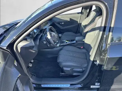 Photo 10 Peugeot 208  PureTech 100 S&S BVM6