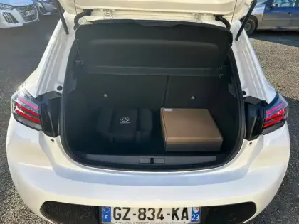 Photo 5 Peugeot 208  Electrique 51 kWh 156ch