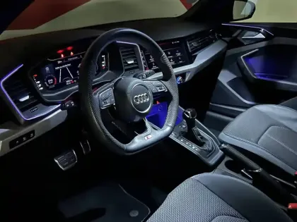 Photo 61 Audi A1  Sportback 30 TFSI 110 ch S tronic 7