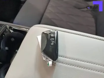 Photo 64 Ford Explorer  AWD Extended Range 79 kWh 340 ch