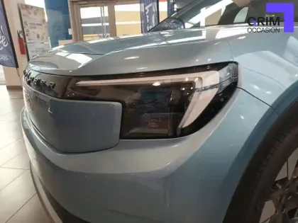 Photo 49 Ford Explorer  AWD Extended Range 79 kWh 340 ch