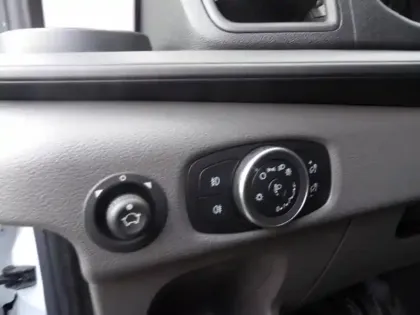 Photo 14 Ford Transit Gén. I Ph2 Trend Business 4