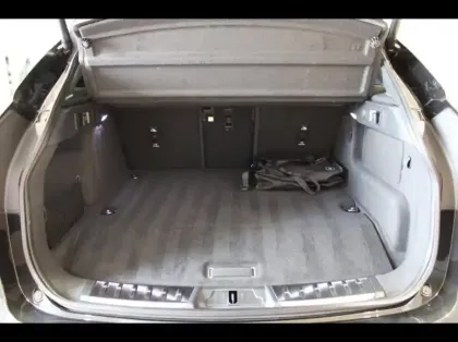 Photo 12 Jaguar F-Pace  P400e Plug-in-Hybrid R-Dynamic SE BVA8 AWD