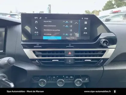 Photo 75 Citroën C4  X PureTech 130 S&S EAT8