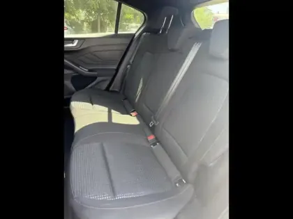 Photo 10 Ford Focus  1.0 Flexifuel mHEV 125ch ST-Line X