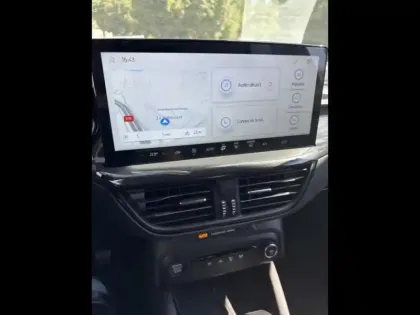 Photo 12 Ford Focus  1.0 Flexifuel mHEV 125ch ST-Line X