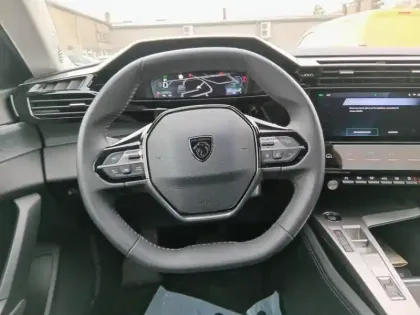 Photo 8 Peugeot 308  SW Hybrid 136 e-DCS6