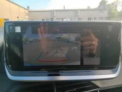 Photo 34 Peugeot 2008  Hybrid 136 e-DCS6