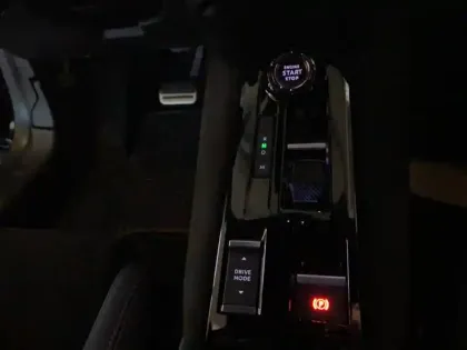 Photo 51 Alfa Romeo Junior  1.2 Ibrida 136 ch eDCT6