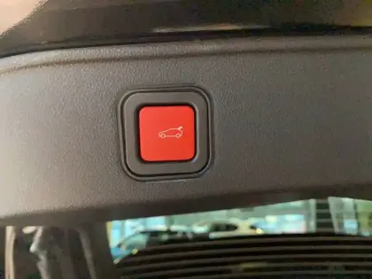 Photo 58 Alfa Romeo Junior  1.2 Ibrida 136 ch eDCT6