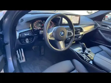 Photo 25 BMW Serie 5 Série 5 Touring 530e 299ch M Sport xDrive