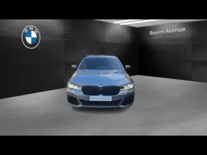 Photo 16 BMW Serie 5 Série 5 Touring 530e 299ch M Sport xDrive