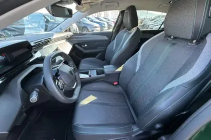 Photo 35 Peugeot 308  Electrique 54 kWh 156ch