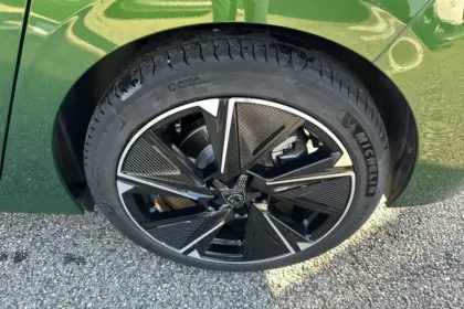 Photo 63 Peugeot 308  Electrique 54 kWh 156ch