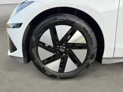 Photo 32 Hyundai Ioniq 6  77 kWh 229 ch