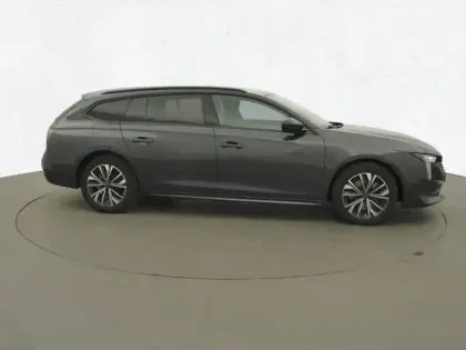 Photo 23 Peugeot 508  SW Hybrid 180 e-EAT8