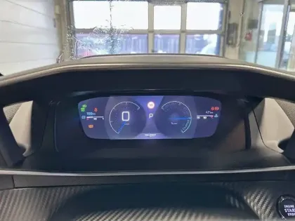 Photo 29 Peugeot 208  Hybrid 100 e-DCS6