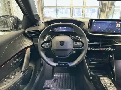 Photo 28 Peugeot 208  Hybrid 100 e-DCS6