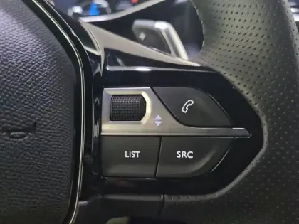 Photo 69 Peugeot 208  Hybrid 100 e-DCS6