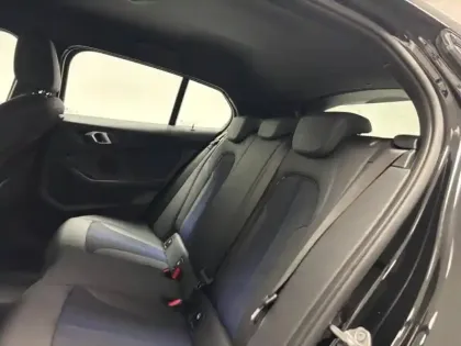 Photo 11 BMW Serie 1 Série 1 118iA 136ch M Sport DKG7