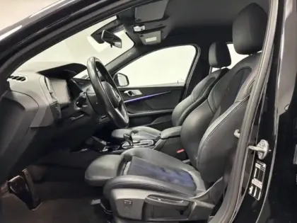 Photo 12 BMW Serie 1 Série 1 118iA 136ch M Sport DKG7