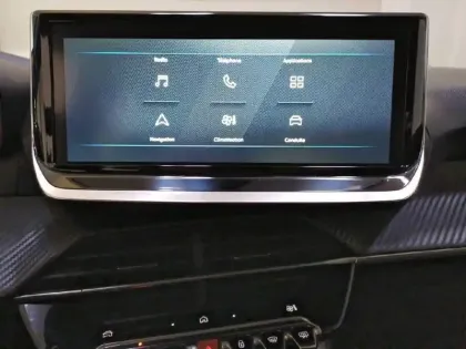 Photo 87 Peugeot 208  Hybrid 100 e-DCS6