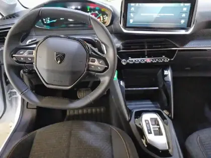 Photo 76 Peugeot 208  Hybrid 100 e-DCS6