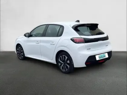 Photo 33 Peugeot 208  Hybrid 100 e-DCS6