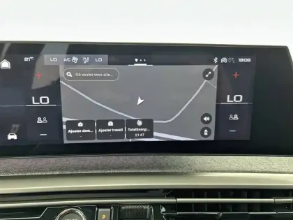 Photo 17 Peugeot 208  Hybrid 100 e-DCS6