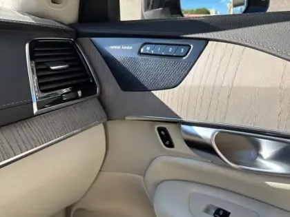 Photo 36 Volvo Xc90  T8 AWD Hybride Rechargeable 310+145 ch Geartronic 8 7pl