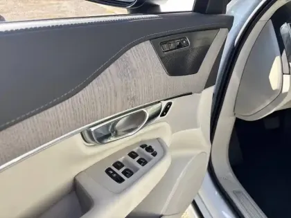 Photo 15 Volvo Xc90  T8 AWD Hybride Rechargeable 310+145 ch Geartronic 8 7pl