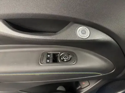 Photo 137 Abarth 500 C e 155 ch