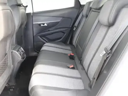 Photo 9 Peugeot 3008  1.2 PureTech 130ch S&S Allure