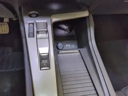 Photo 13 Peugeot 308  PureTech 130ch S&S EAT8