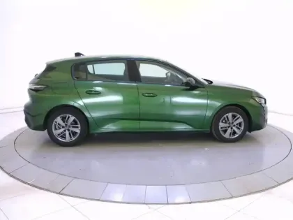 Photo 23 Peugeot 308  PureTech 130ch S&S EAT8