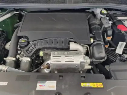 Photo 34 Peugeot 308  PureTech 130ch S&S EAT8