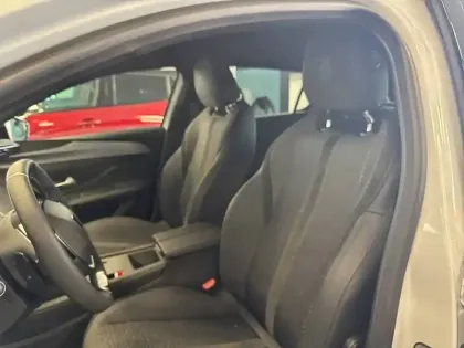 Photo 10 Peugeot 308  PHEV 225 e-EAT8