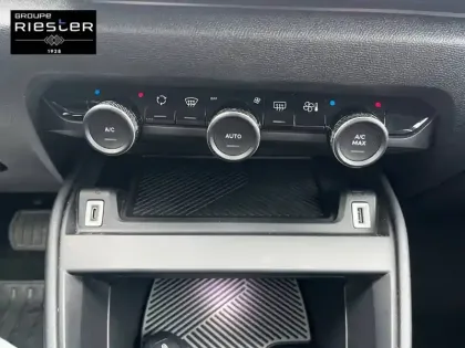 Photo 20 Citroën C4  PureTech 130 S&S EAT8