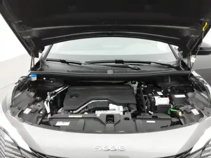 Photo 14 Peugeot 5008  Hybrid 136 e-DCS6