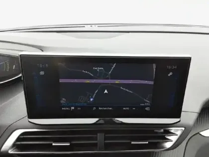 Photo 40 Peugeot 5008  Hybrid 136 e-DCS6