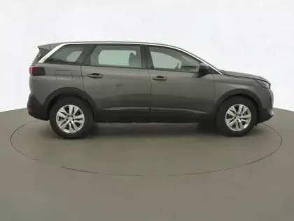 Photo 24 Peugeot 5008  Hybrid 136 e-DCS6