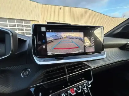 Photo 14 Peugeot 208  Hybrid 136 e-DCS6