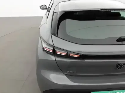 Photo 16 Peugeot 308  PureTech 130ch S&S BVM6