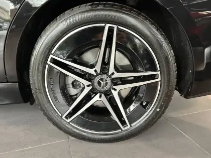 Photo 6 Mercedes Classe C  220 d 9G-Tronic