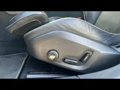 Photo 5 Volvo V90  D4 AWD 190ch R-Design Geartronic