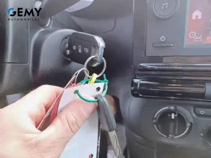 Photo 16 Citroën C3  PureTech 83 S&S BVM5